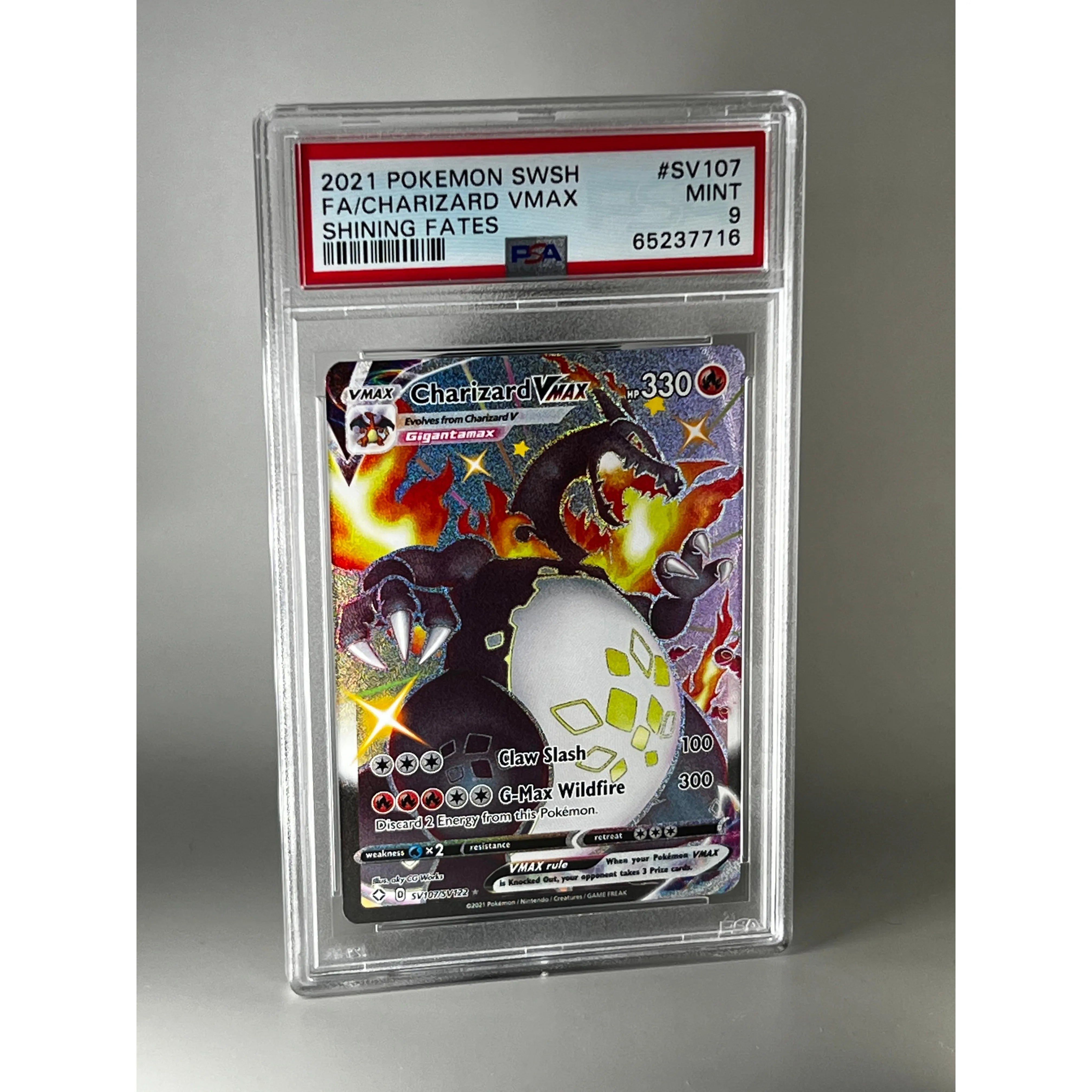 Charizard VMAX (Full Art) - PSA 9 - Shining Fates